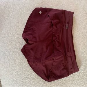 Lululemon Speed Up 2.5” size 2